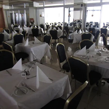 Topaz Hotel 3*