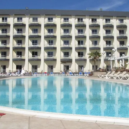 Topaz Hotel St. Paul's Bay