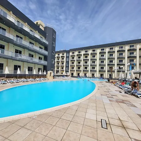 Topaz St. Paul's Bay