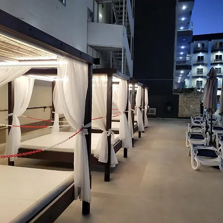 Topaz St. Paul's Bay