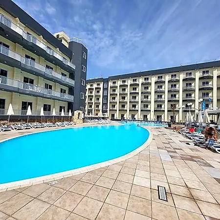 Otel Topaz 3*