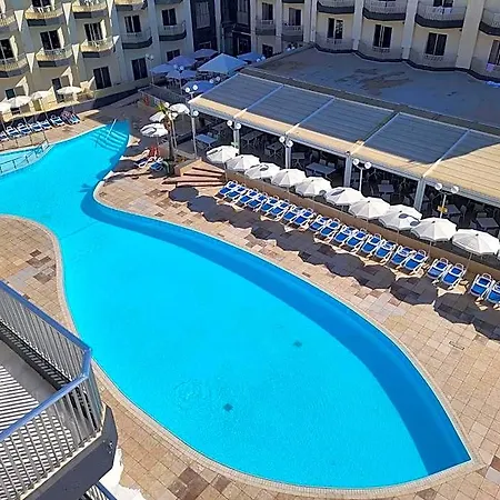 Otel Topaz