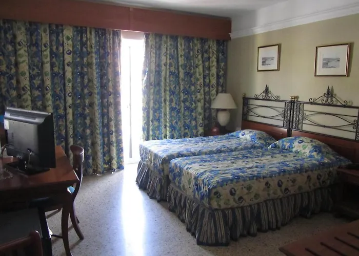 Topaz 3* St Paul's Bay