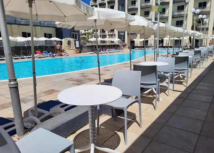 Hotel Topaz St. Paul's Bay