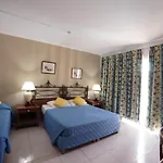Topaz Otel 3*
