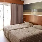 Otel Topaz 3*