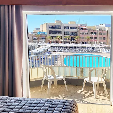 Hotel Topaz 3*